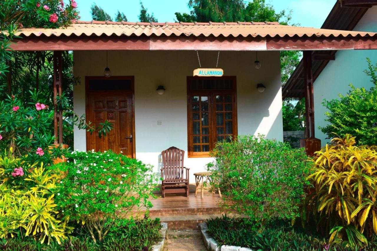 Mithra Paradise Beach Hotel Nilaveli Exterior photo