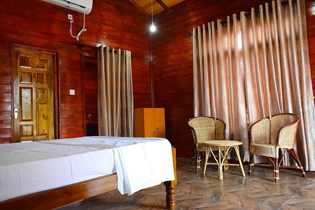 Mithra Paradise Beach Hotel Nilaveli Exterior photo